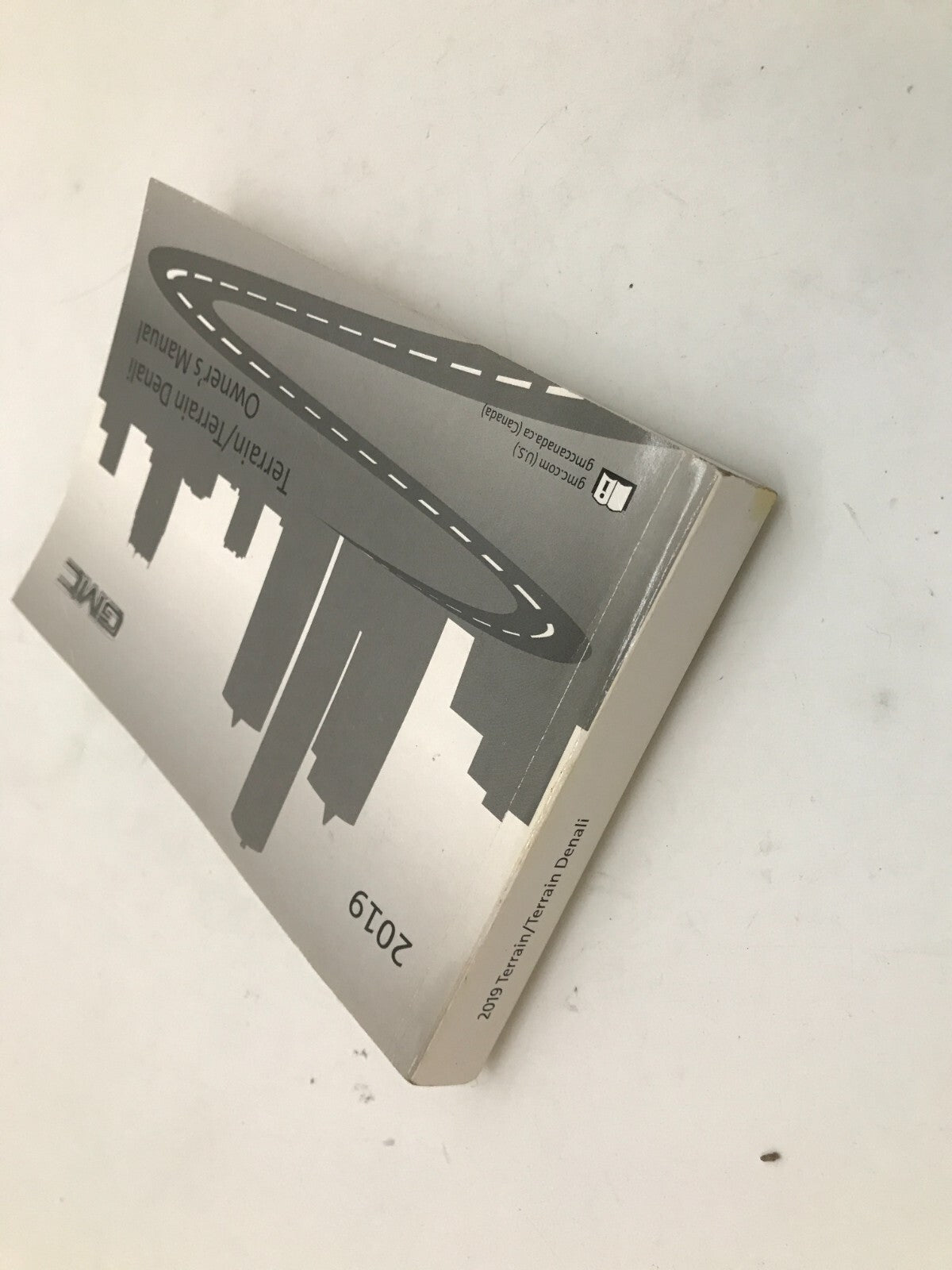 2019 GMC Terrain Terrain Denali Owners Manual OEM C04B36006