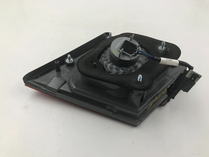 2000-2001 Lexus ES300 Passenger Side Tail Light Taillight OEM B03B09043