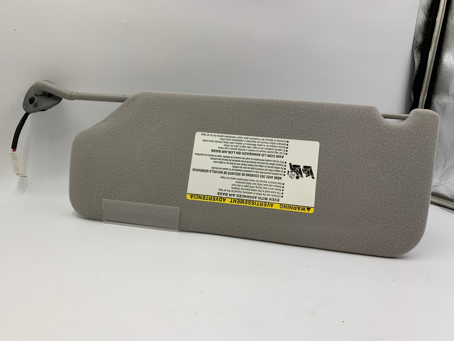 2011-2014 Toyota Sienna Passenger Sun Visor Gray Illuminated OEM B01B39030