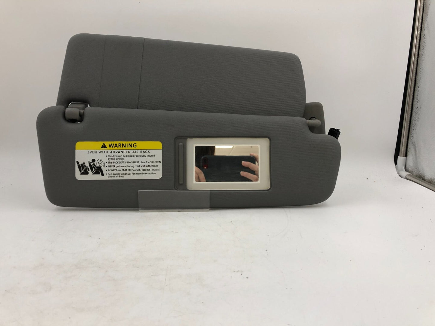 2004-2010 Volkswagen Touareg Passenger Sun Visor Gray Illuminated OEM B02B34023