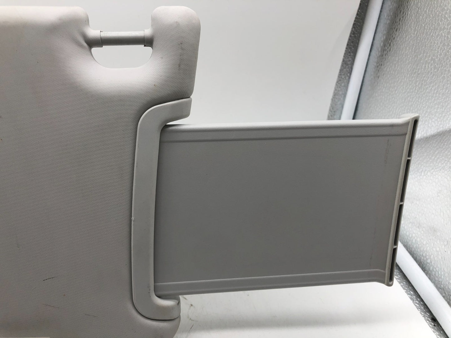 2015-2023 Jeep Commander Passenger Sun Visor Gray OEM E02B14053