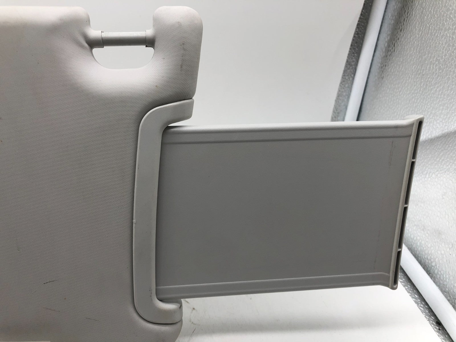 2015-2023 Jeep Commander Passenger Sun Visor Gray OEM E02B14053