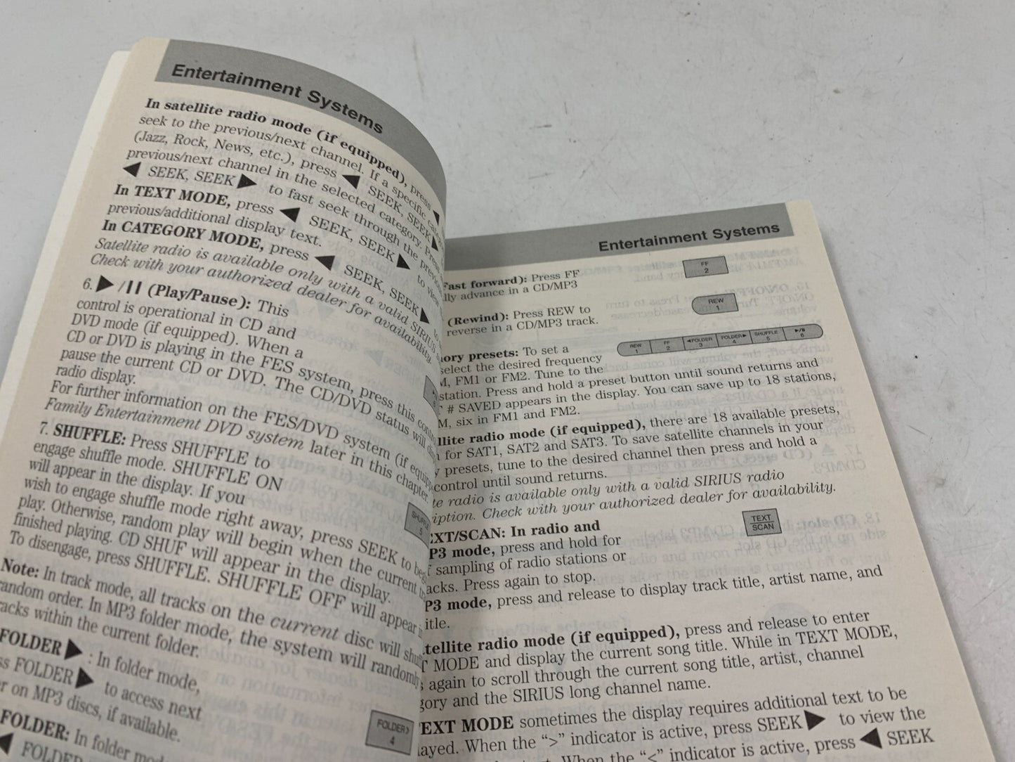 2007 Ford Edge Owners Manual Set with Case OEM E03B34081