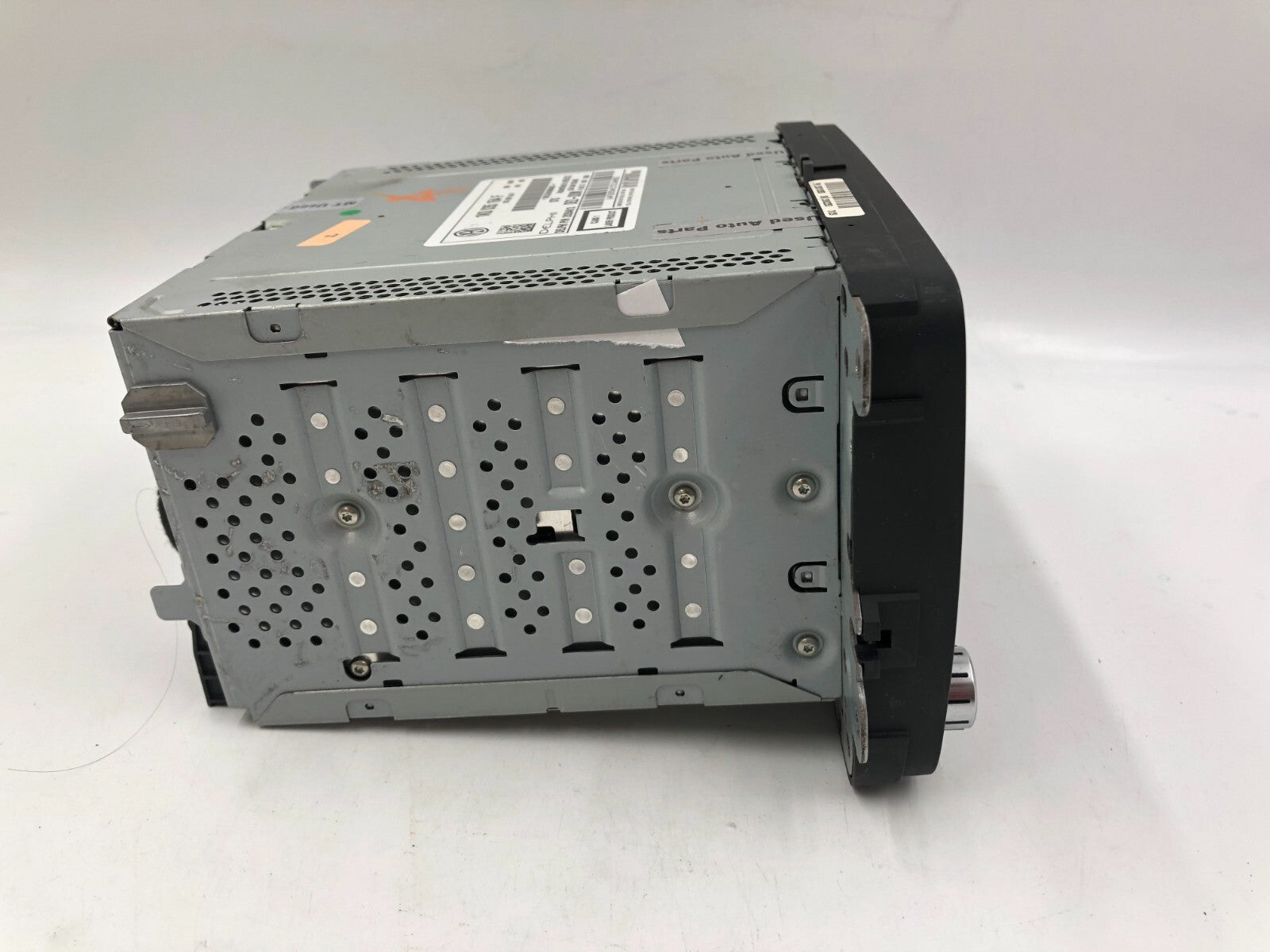 2013-2015 Volkswagen Passat AM FM CD Player Radio Receiver OEM C02B5005