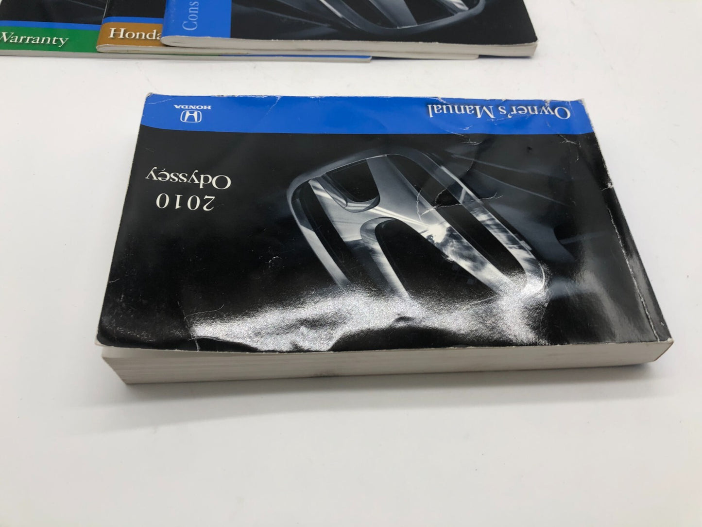 2010 Honda Odyssey Owners Manual Set with Case OEM A02B05009