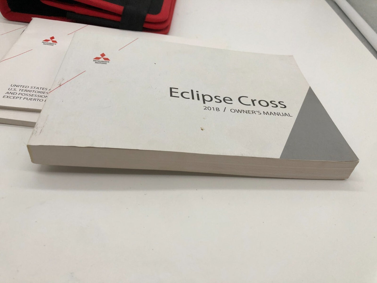 2018 Mitsubishi Eclipse Cross Owners Manual Set with Case OEM R01B34012