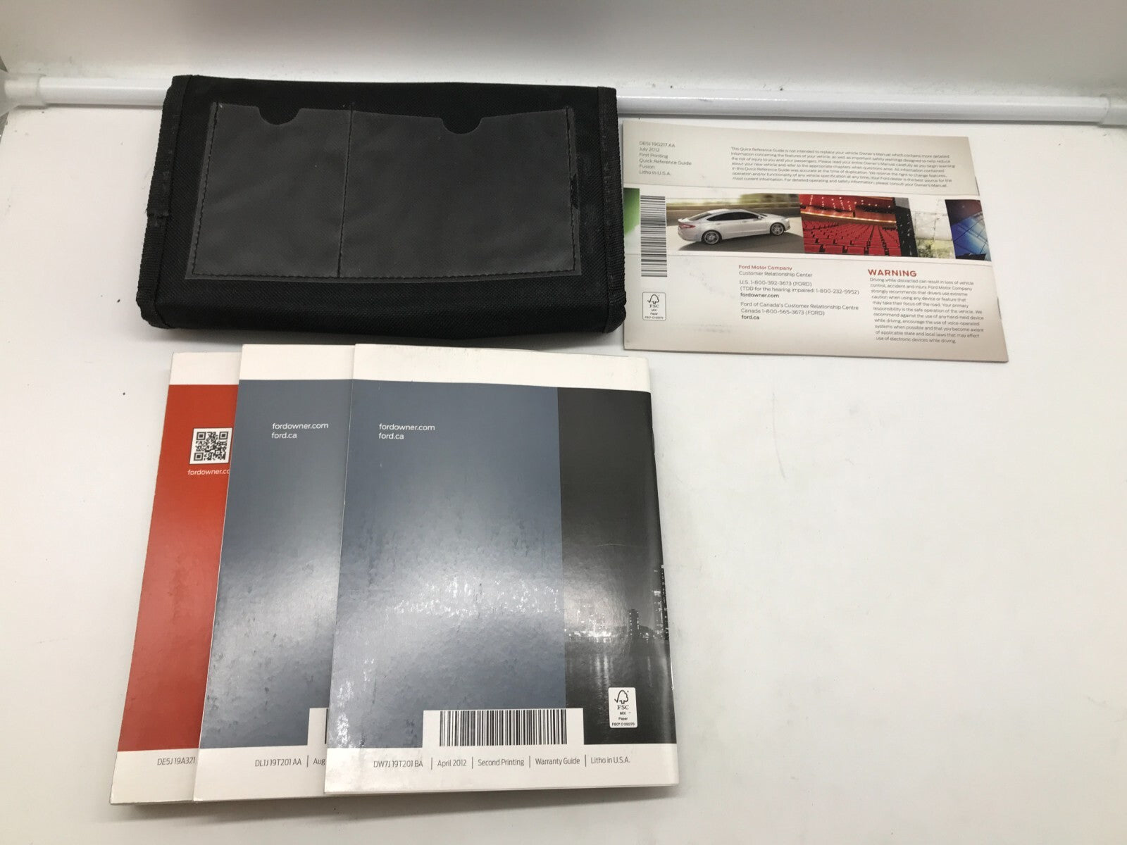 2008 Ford Edge Owners Manual Set with Case OEM C04B62002