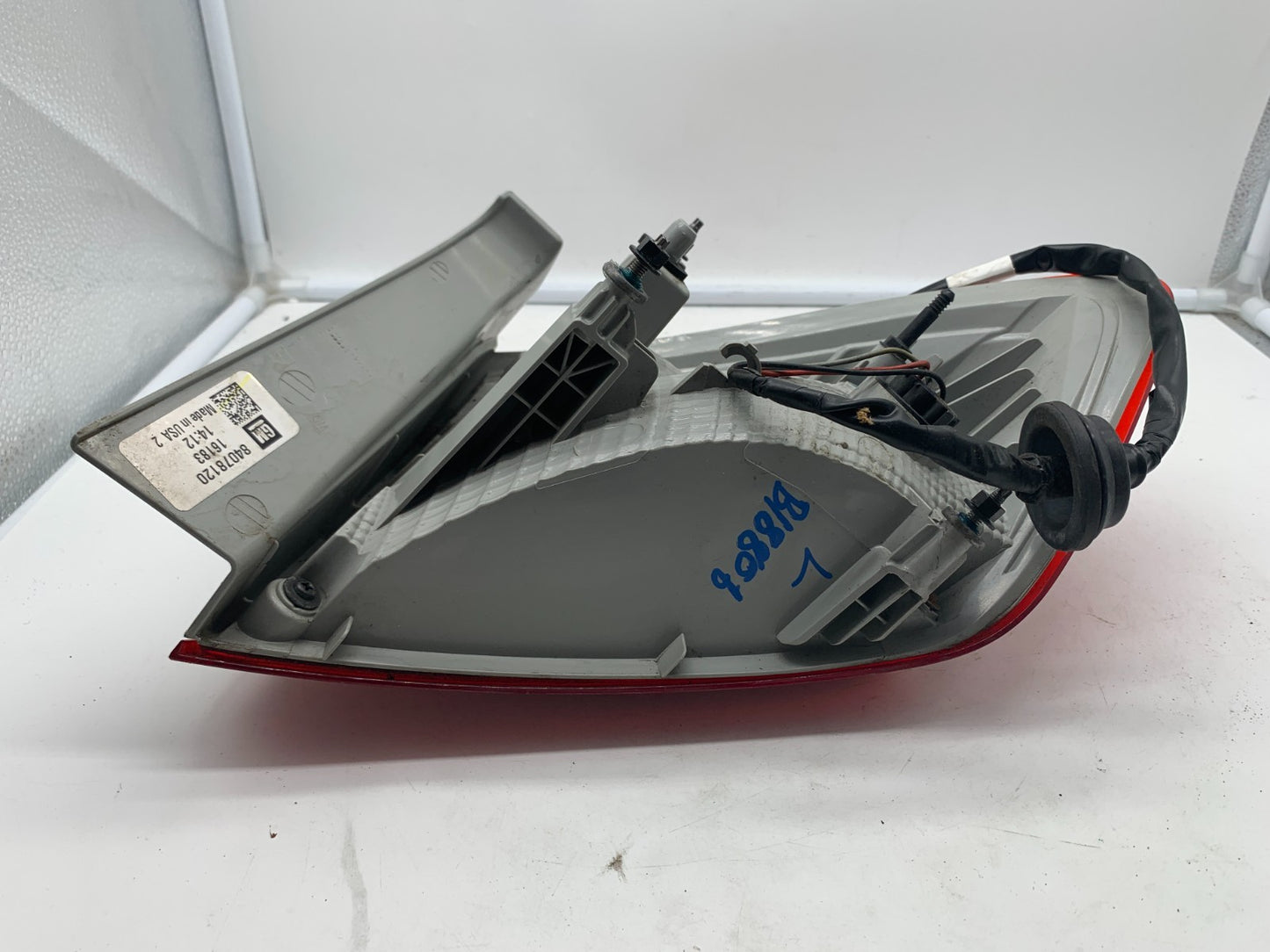 2016 Chevrolet Cruze Driver Side Tail Light Taillight OEM A04B52041