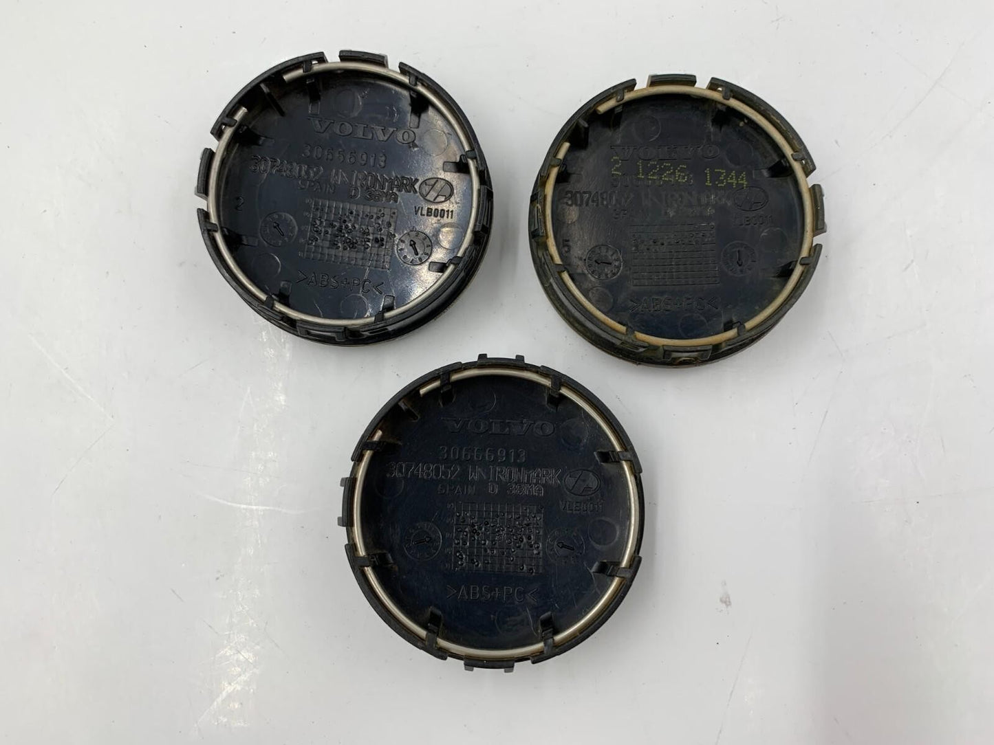 Volvo Rim Wheel Center Cap Black OEM D01B53085