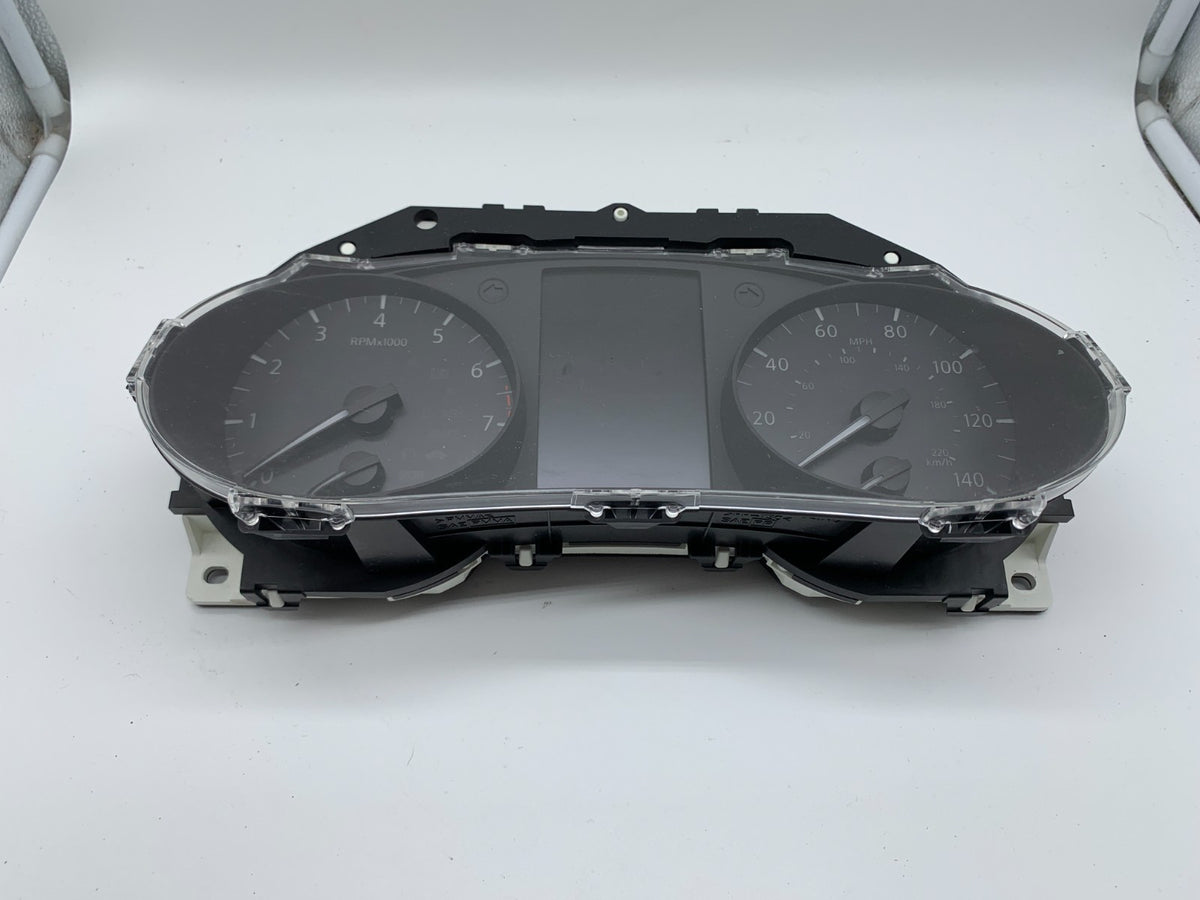 2019-2020 Nissan Sentra Speedometer Instrument Cluster 31333 Miles OEM A02B24003