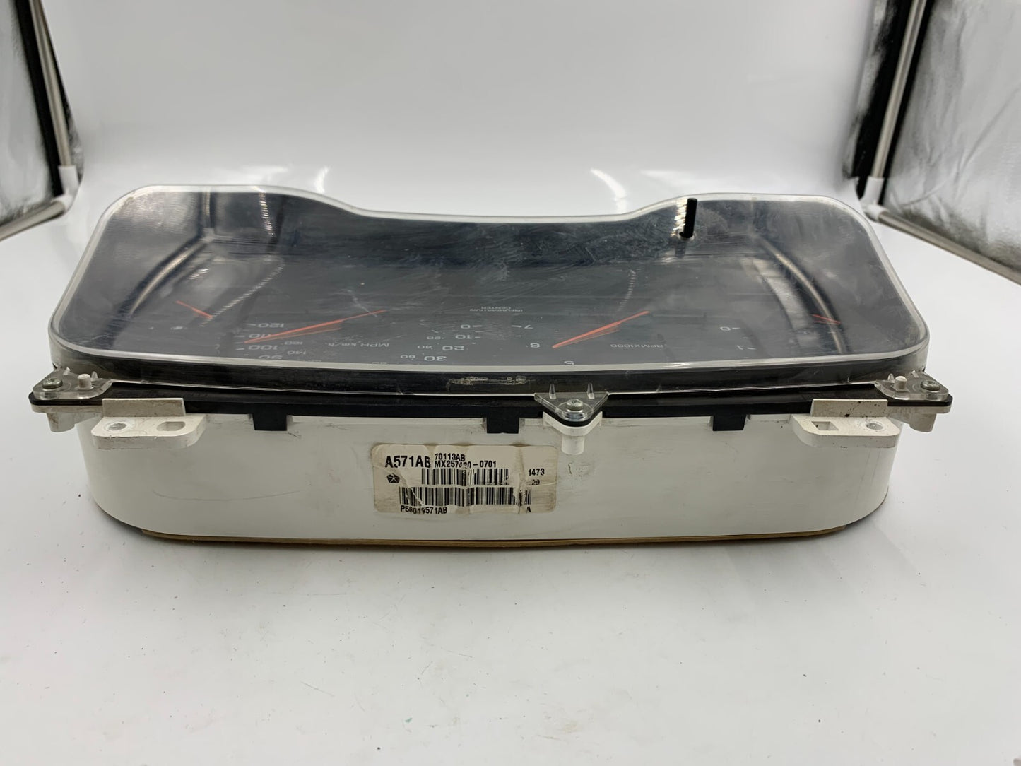 2003 Dodge Durango Speedometer Instrument Cluster 149542 Miles OEM B02B55032