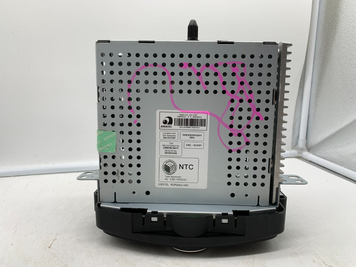2013-2014 Chevrolet Trax Center Console Radio AM FM CD Radio Player A04B24088