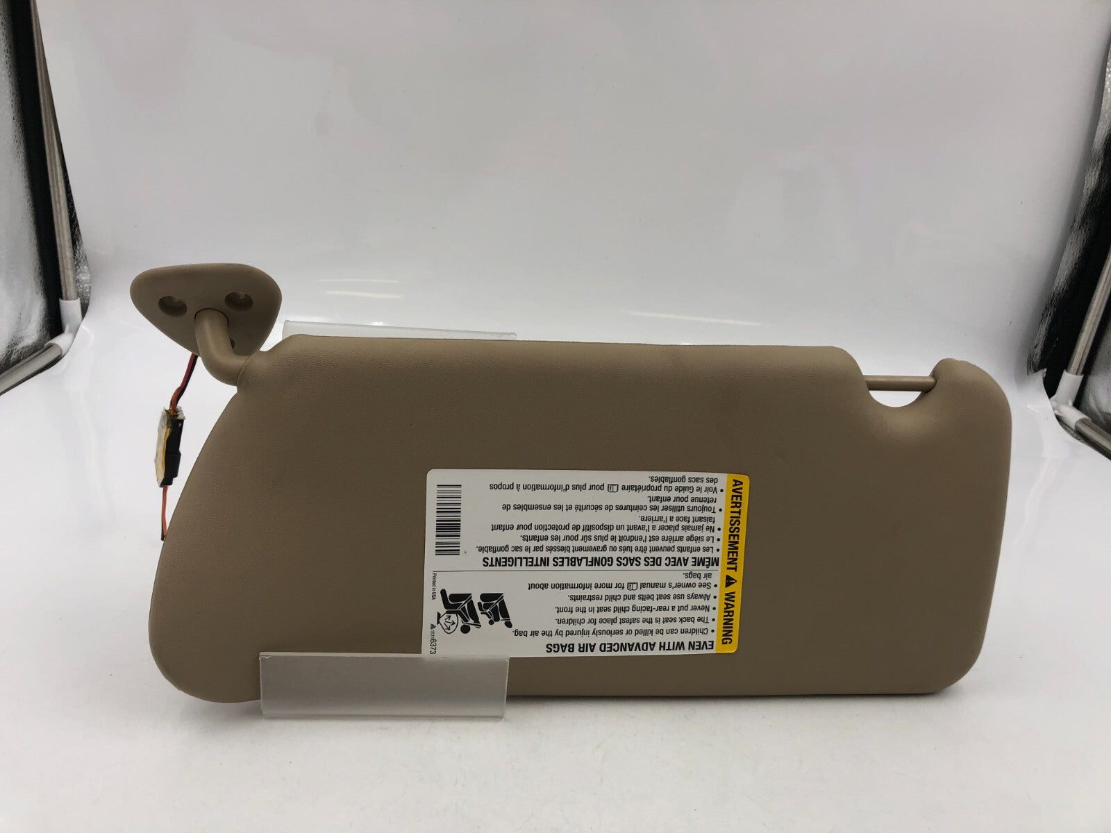 2007-2009 Cadillac SRX Passenger Side Sunvisor Illumination Tan OEM