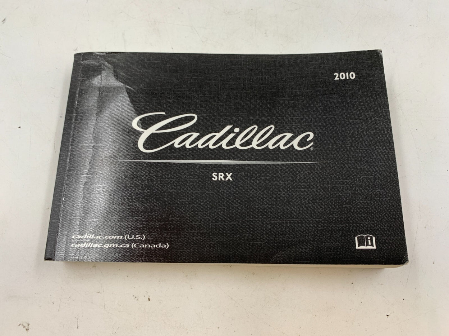 2010 Cadillac SRX Owners Manual Set with Case OEM C04B31052