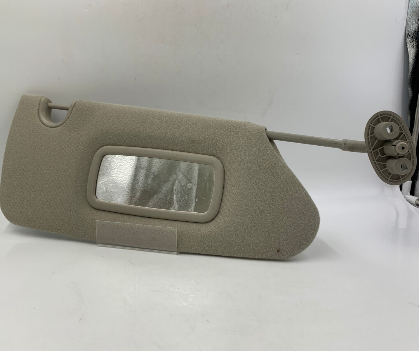 2000-2005 Chevrolet Impala Passenger Sun Visor Gray OEM A01B55041