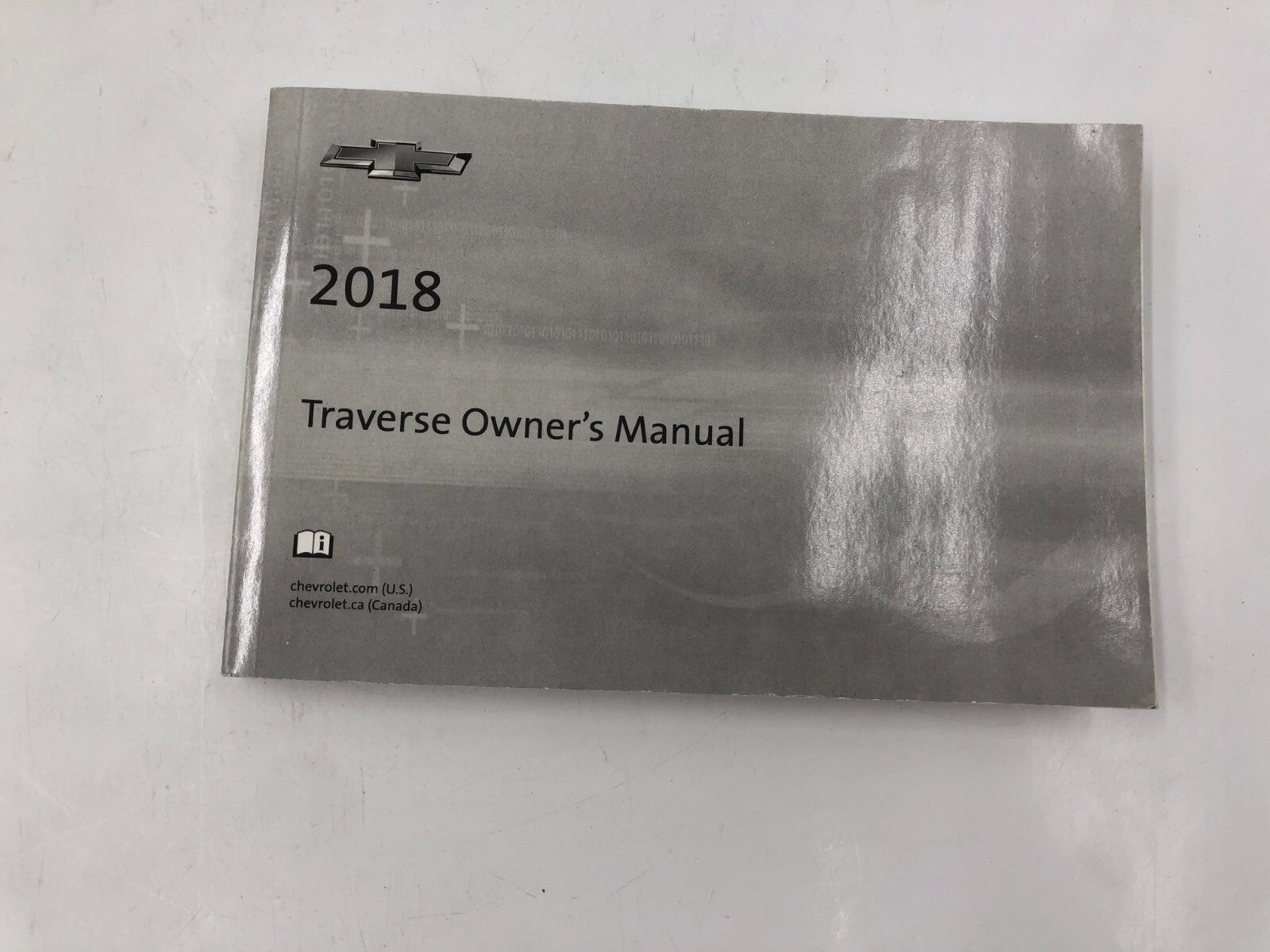 2018 Chevy Traverse Owners Manual Set OEM A04B21087