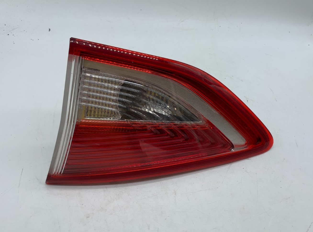 2013-2016 Ford Escape Passenger Side Trunk Lid Mounted Tail Light OEM A03B43003