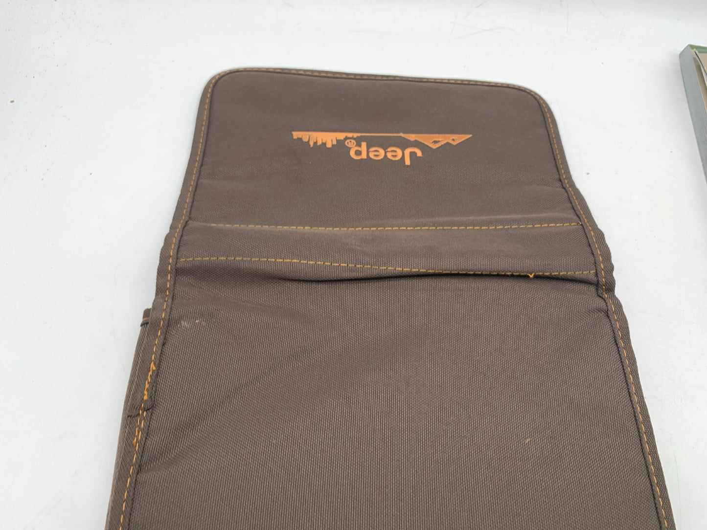2018 Jeep Renegade Owners Manual Set with Case OEM D03B20005