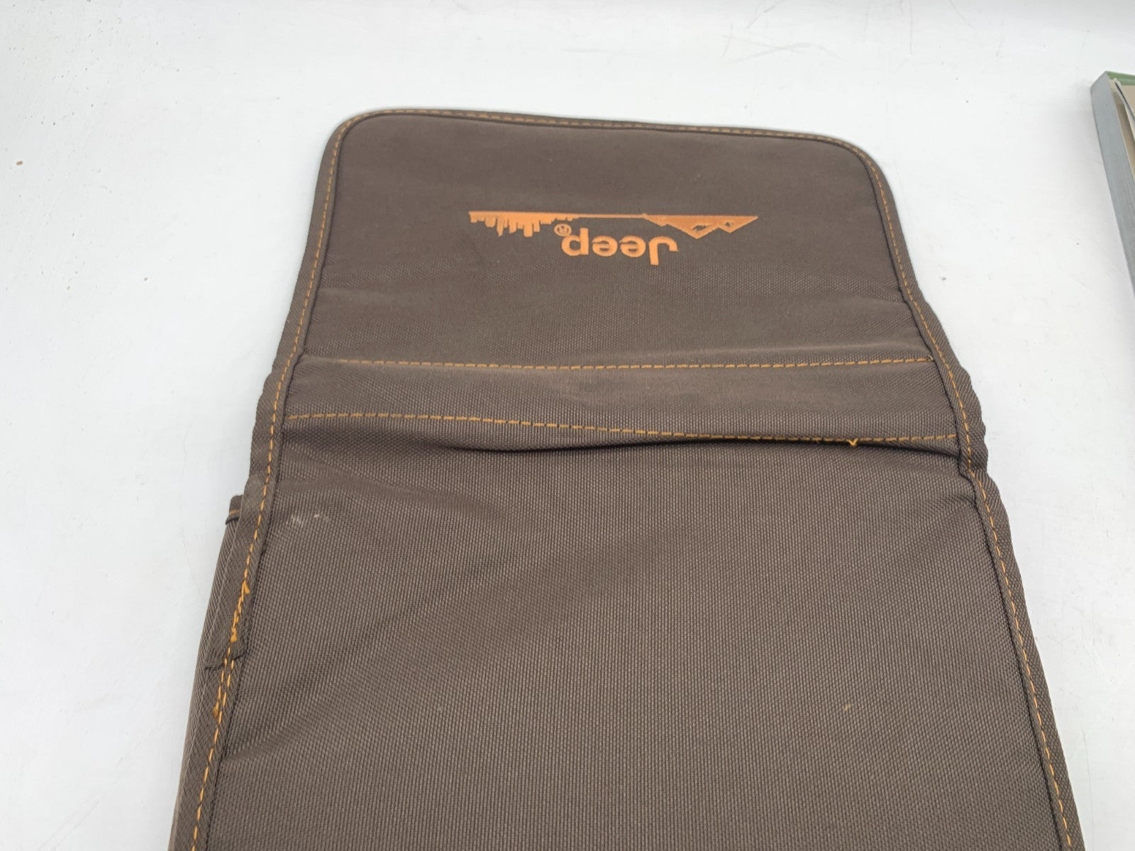 2018 Jeep Renegade Owners Manual Set with Case OEM D03B20005