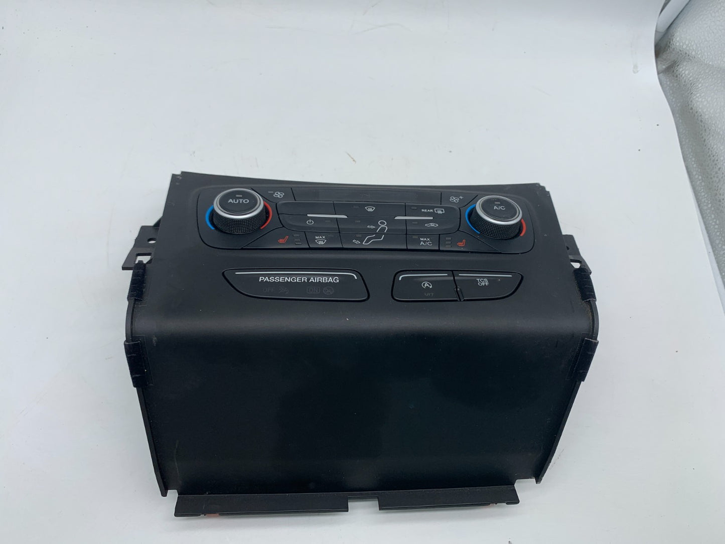 2018-2019 Ford Escape AC Heater Climate Control Unit OEM D03B02005