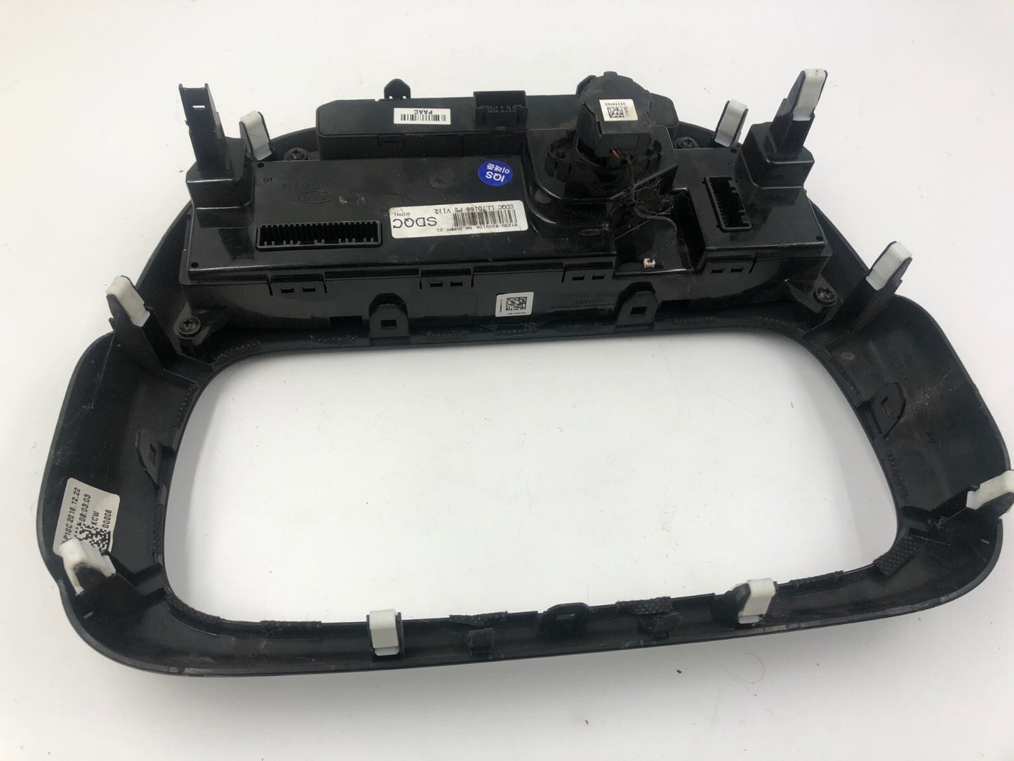 2017-2019 Kia Soul AC Heater Climate Control Unit OEM D04B27031