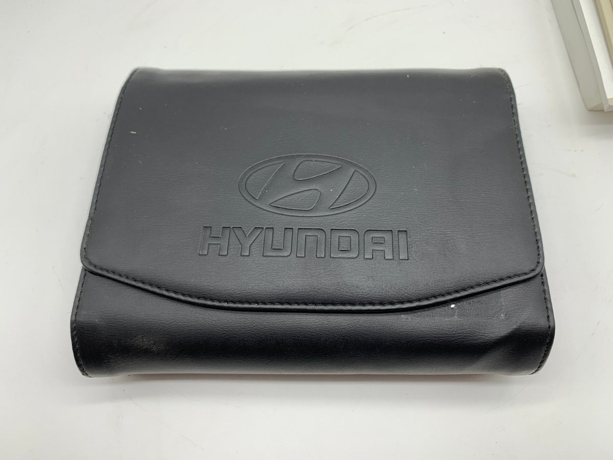 2019 Hyundai Tucson Owners Manual Set with Case OEM R01B09043