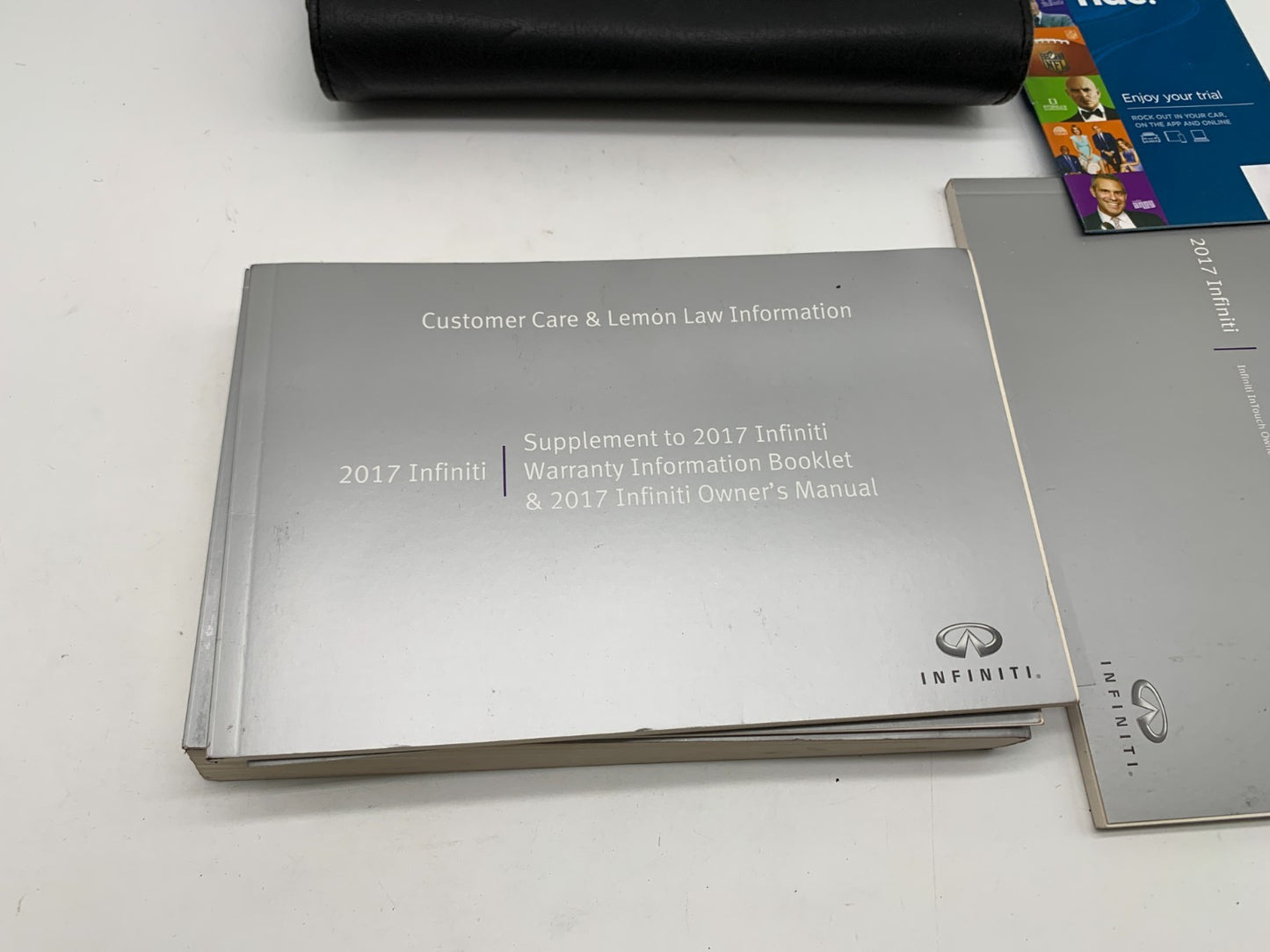 2017 Infiniti QX60 QX 60 Owners Manual Set with Case OEM B04B25012