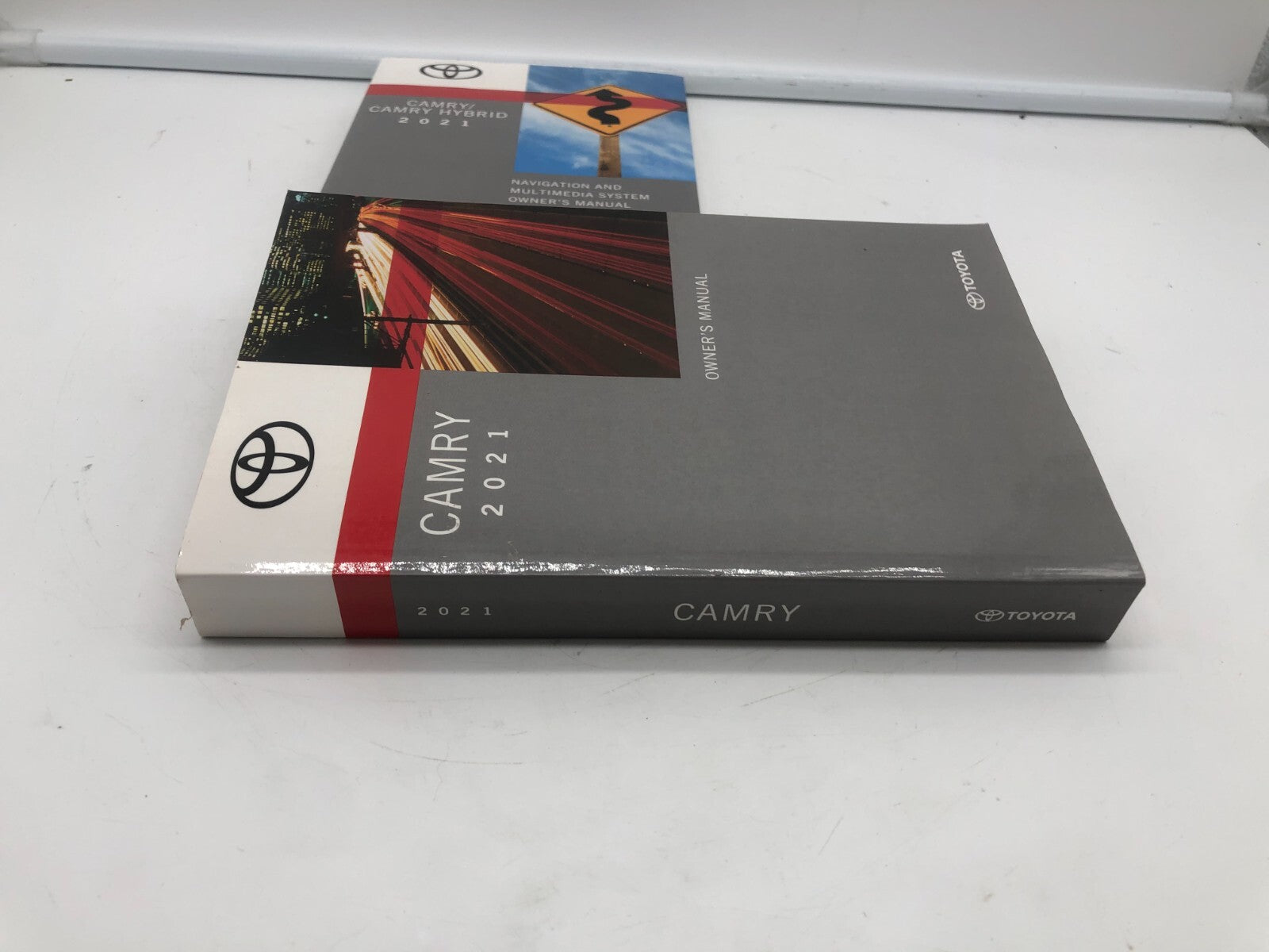 2021 Toyota Camry Owners Manual Set OEM A01B41004