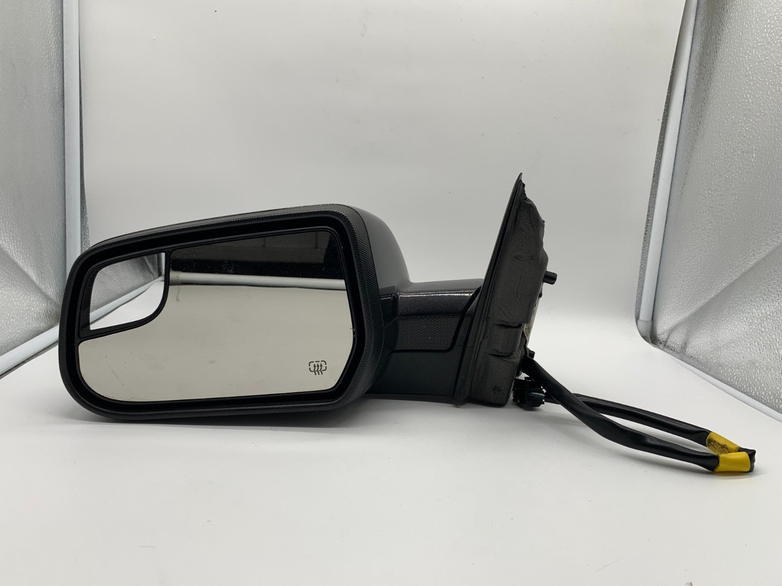 2011-2014 GMC Terrain Driver Side Power Door Mirror Gray OEM D01B17001