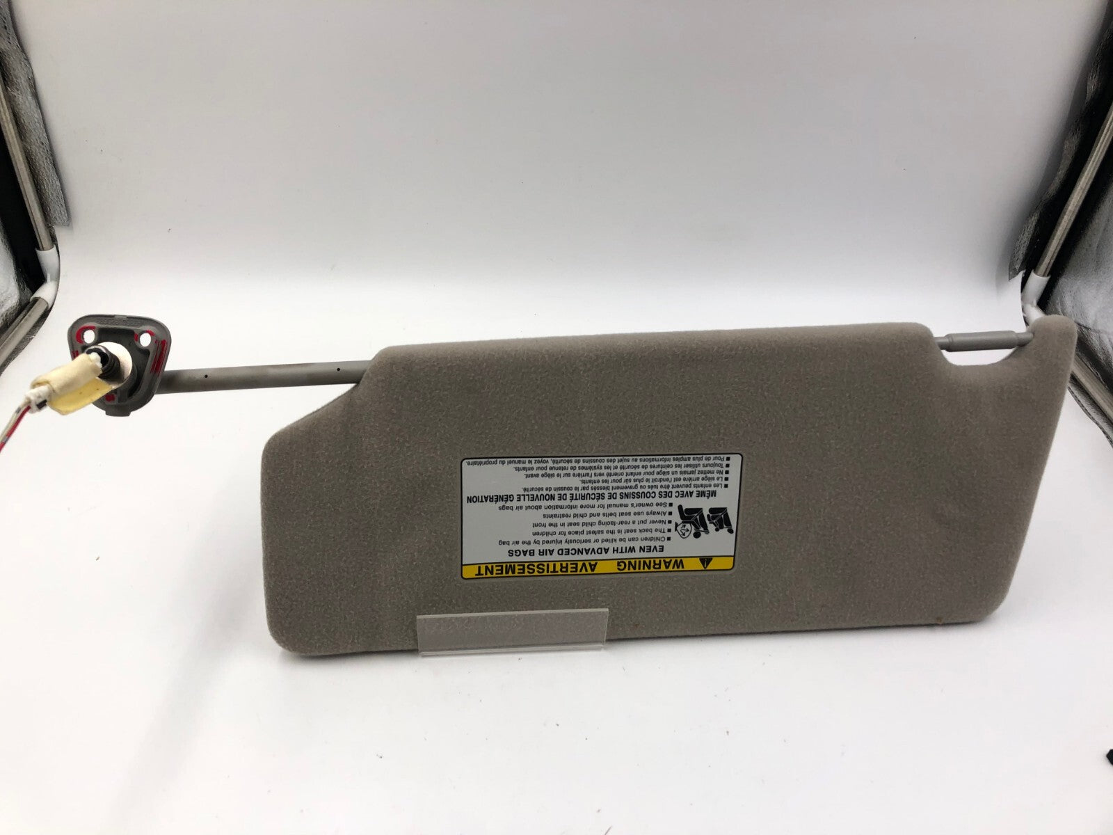 2005-2012 Toyota Avalon Passenger Sun Visor Gray Illuminated OEM C01B52024