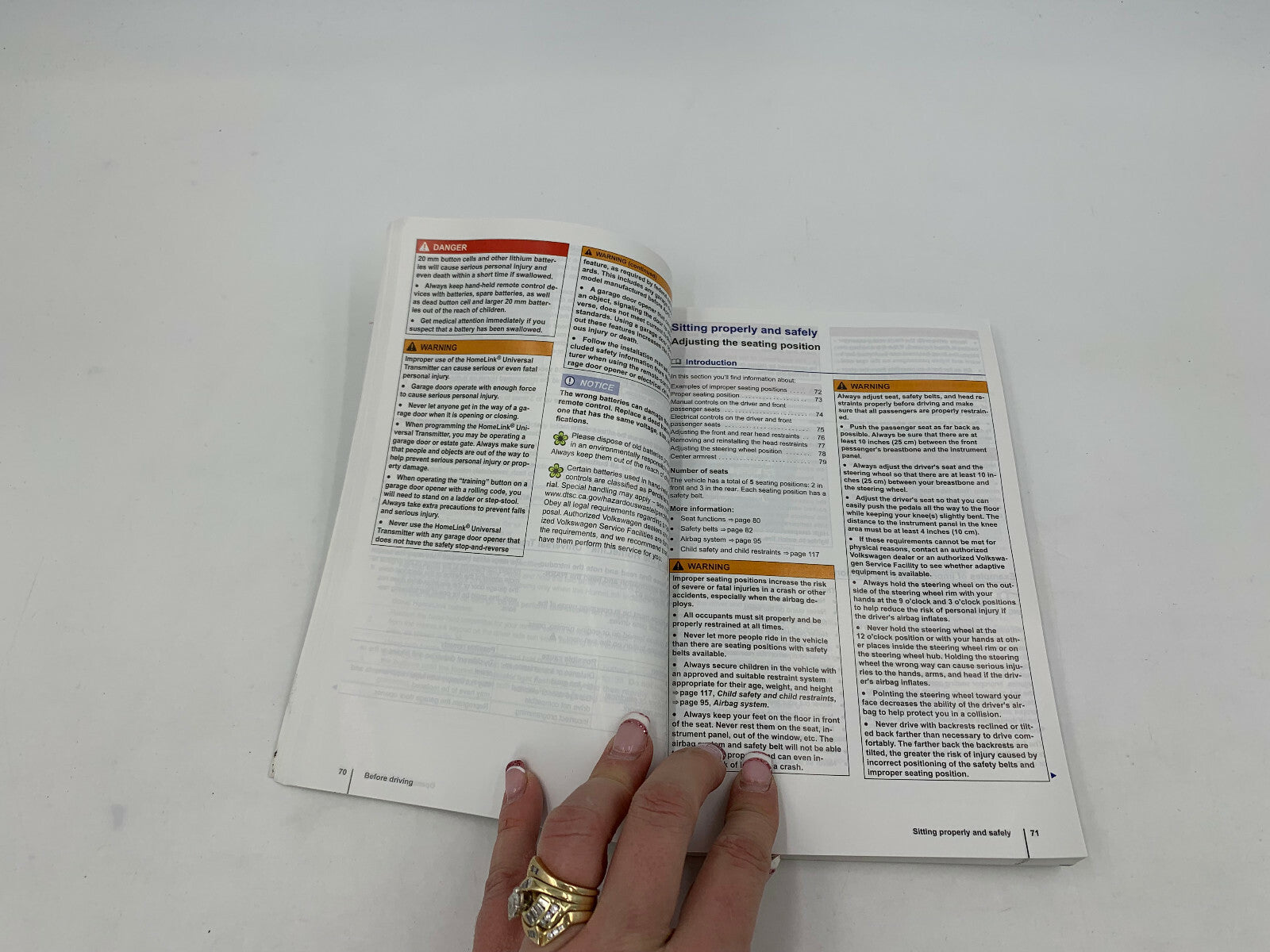 2015 Volkswagen Jetta Owners Manual Set with Case OEM B02B28026