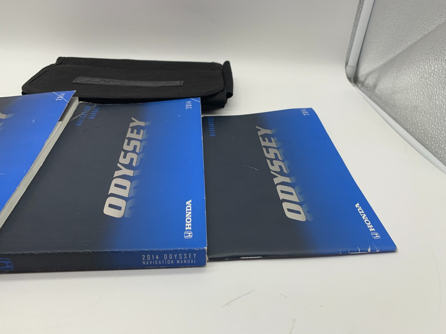 2014 Honda Odyssey Owners Manual Set with Case OEM D03B43001