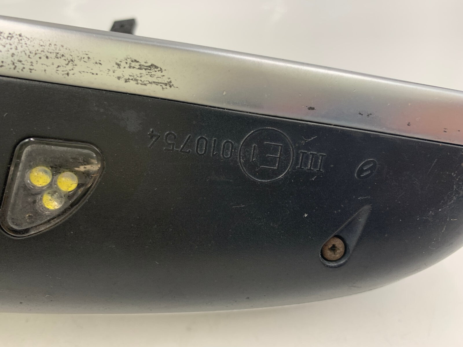 2007-2008 Audi S6 Passenger Side Power Door Mirror Silver No Mirror E04B12015