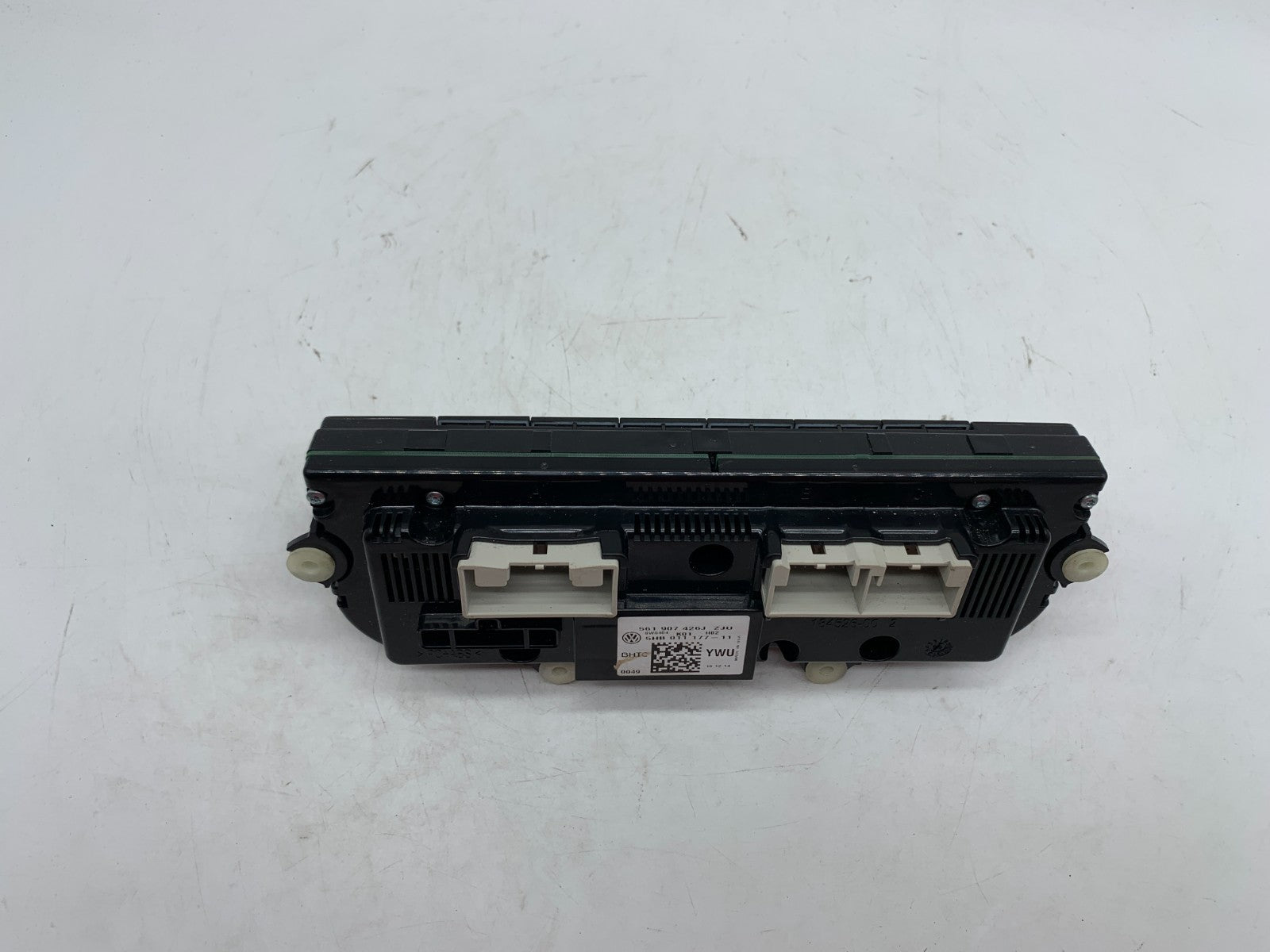 2013-2015 Volkswagen Passat Dual Zone Climate Control AC Heater Heated Seats OEM