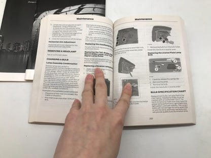 2008 Ford Edge Owners Manual Set with Case OEM C04B62002