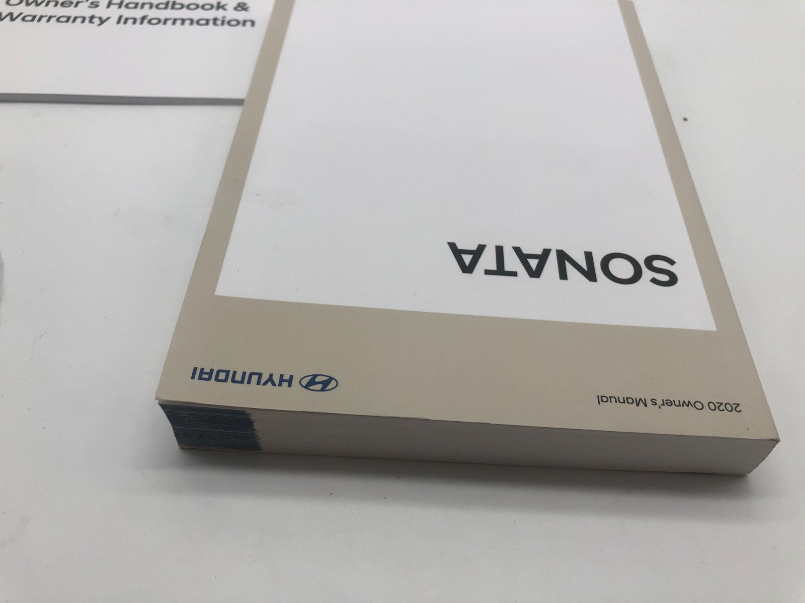 2020 Hyundai Sonata Owners Manual Set with Case OEM A02B08021