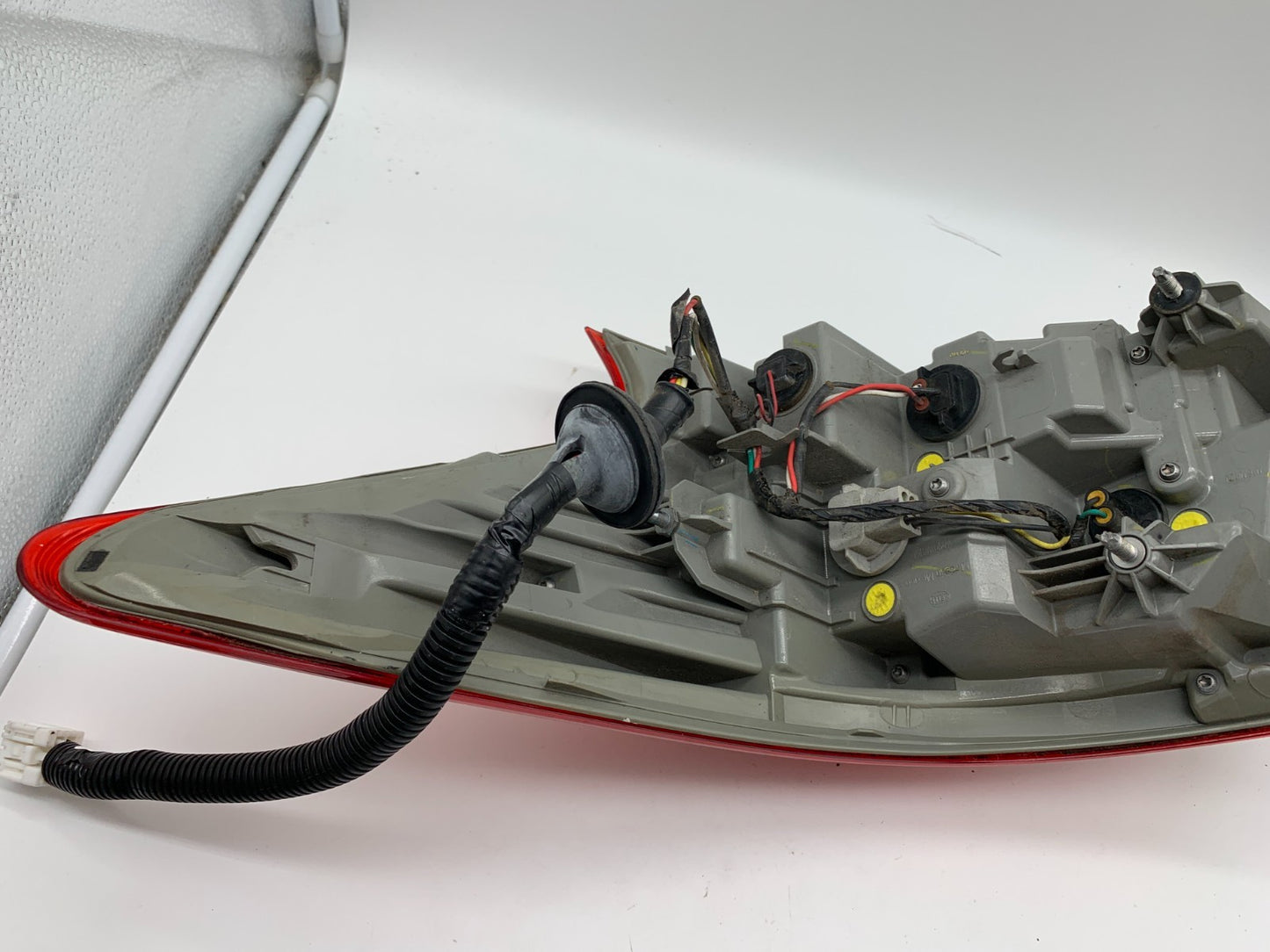 2016-2019 Nissan Sentra Driver Tail Light Taillight Quarter Panel OEM D02B70012