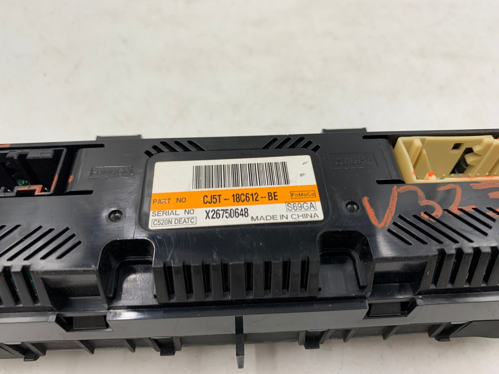 2015-2016 Ford Escape AC Heater Climate Control Unit OEM B03B55034