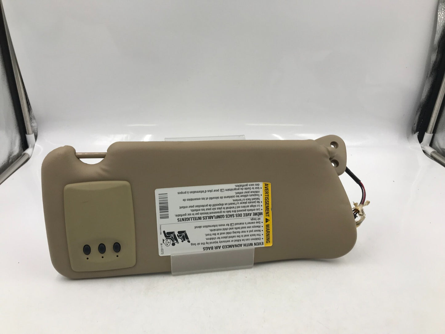 2004-2009 Cadillac SRX Driver Sun Visor Tan Illuminated OEM C04B42009