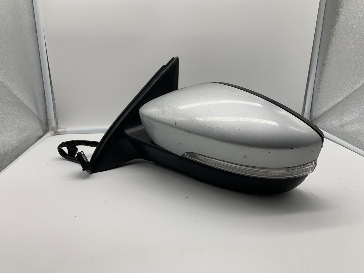 2011-2014 Volkswagen Jetta Driver Side View Power Door Mirror Silver C03B66014