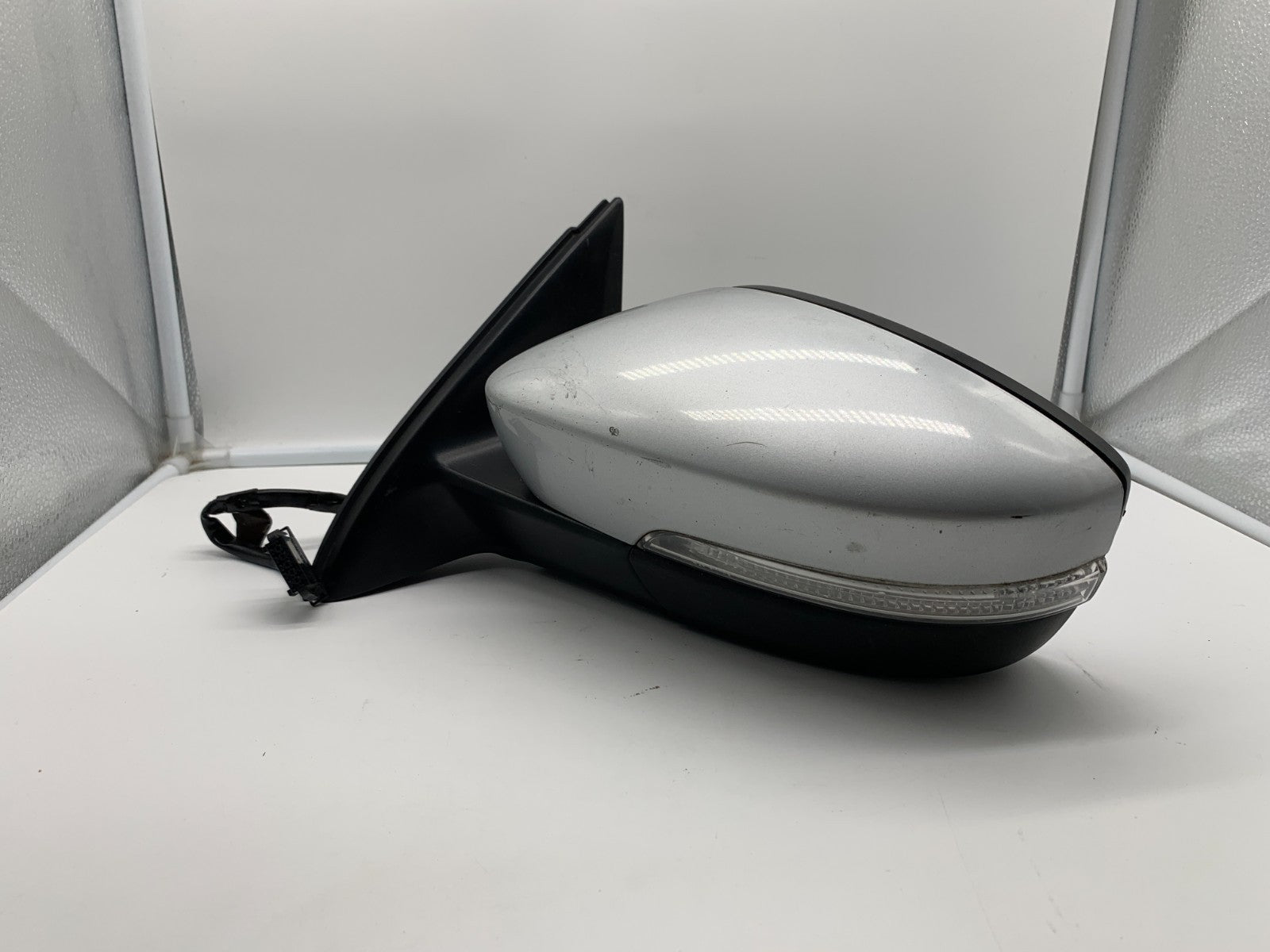 2011-2014 Volkswagen Jetta Driver Side View Power Door Mirror Silver C03B66014