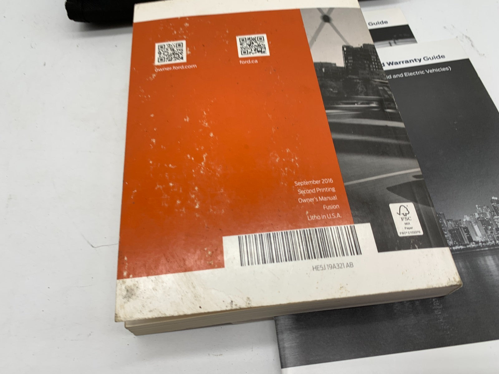 2017 Ford Fusion Owners Manual Set with Case OEM D01B50049