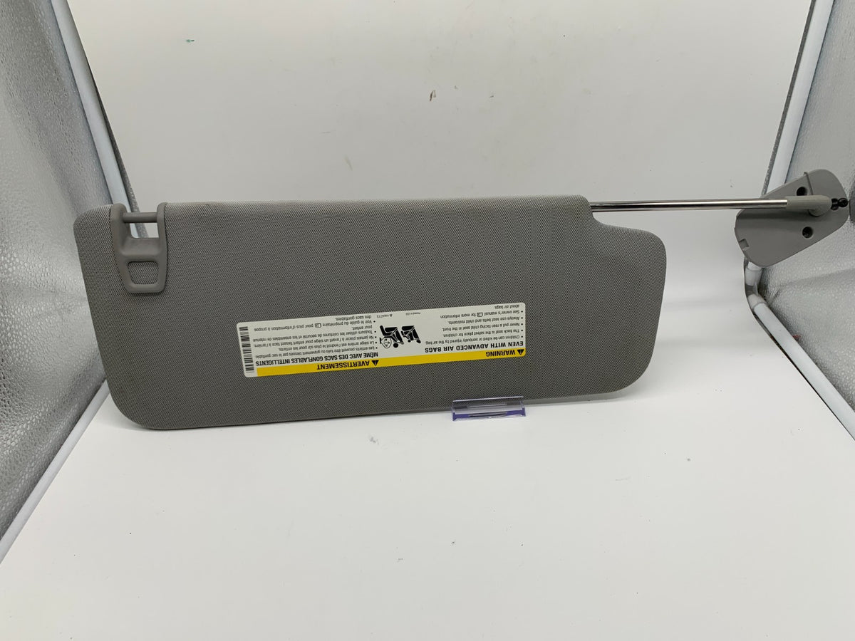 2014-2019 GMC Sierra 1500 Driver Sun Visor without Illumination Gray C01B56011