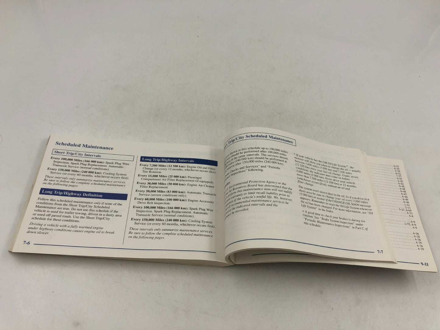 2000 Buick LeSabre Owners Manual with Case OEM D03B55067