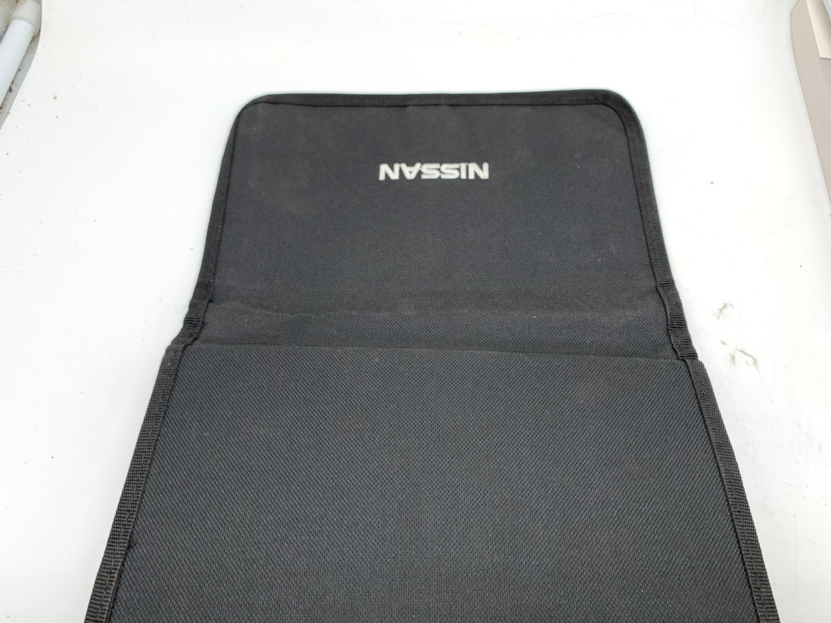 2016 Nissan Sentra Owners Manual Set with Case OEM R01B33013