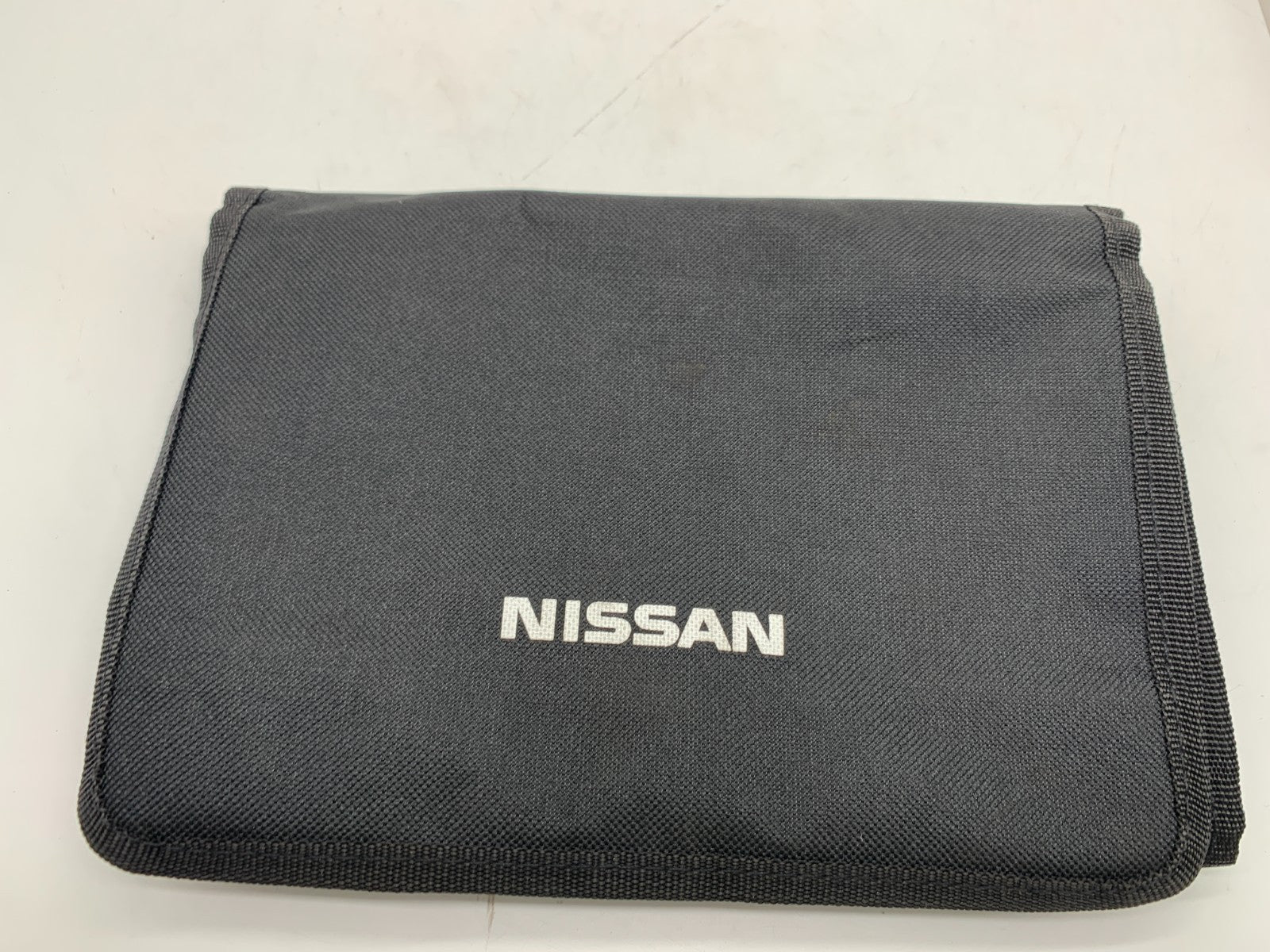 2020 Nissan Altima Sedan Owners Manual Set with Case OEM D01B10040