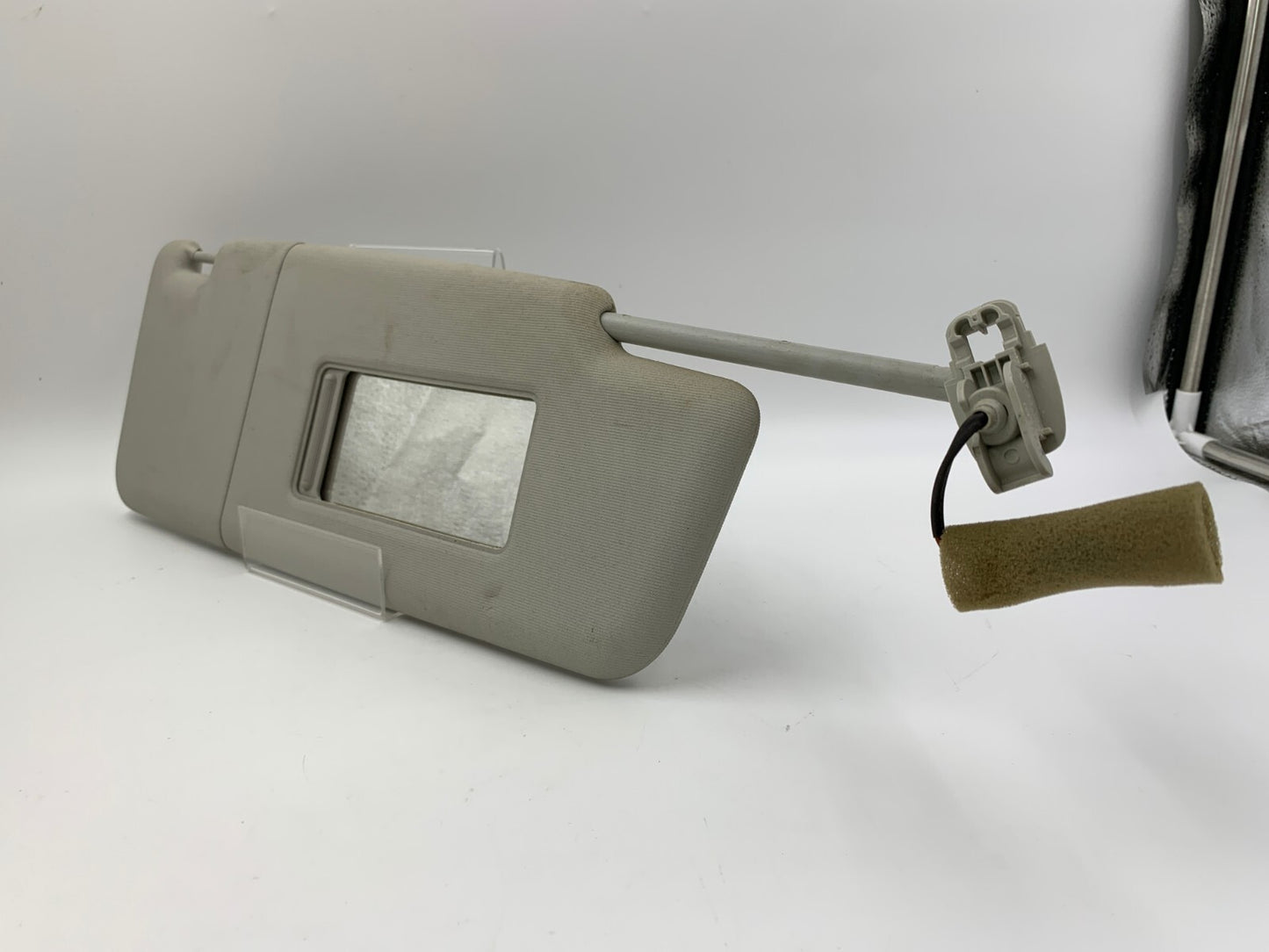 2012-2020 Volkswagen Passat Passenger Sun Visor Gray Illuminated OEM D03B44005
