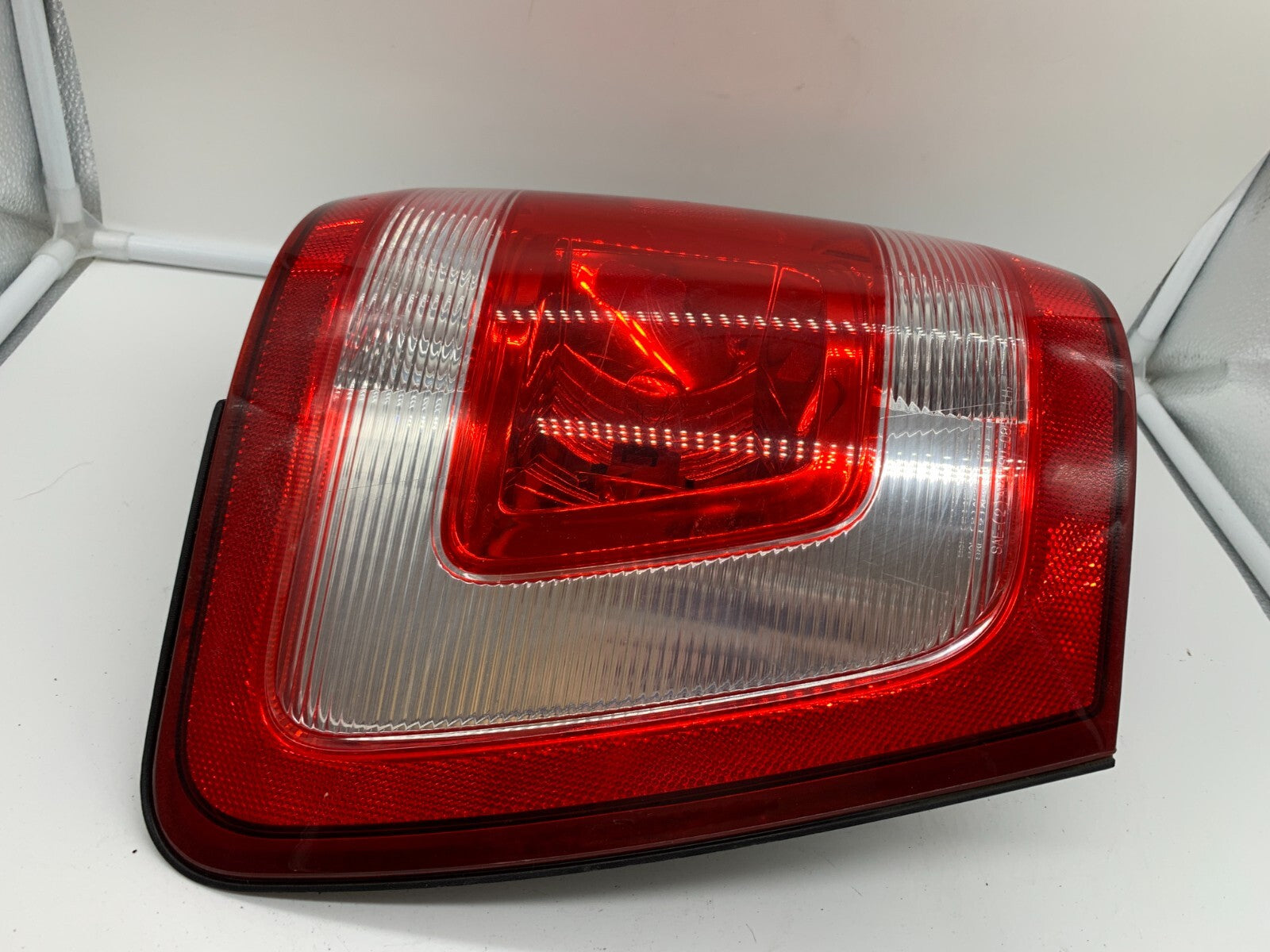 2008-2012 Ford Escape Driver Side Tail light Taillight OEM D03B68002