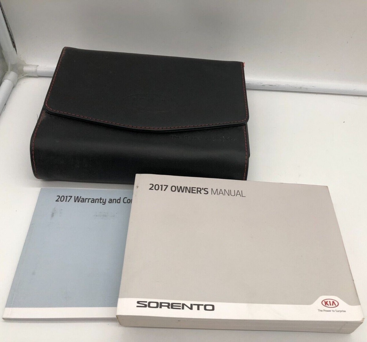 2018 Kia Sorento Owners Manual Set with Case OEM