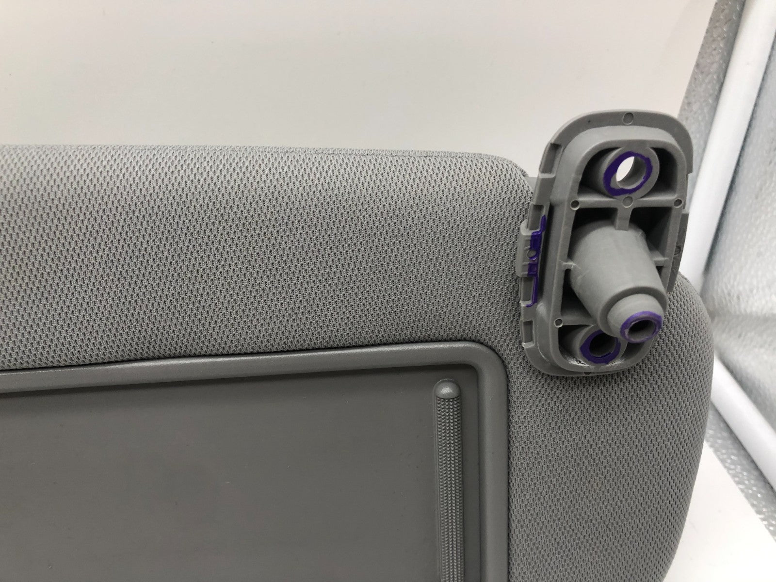 2011-2015 Kia Sorento Passenger Sun Visor Gray OEM A01B04010